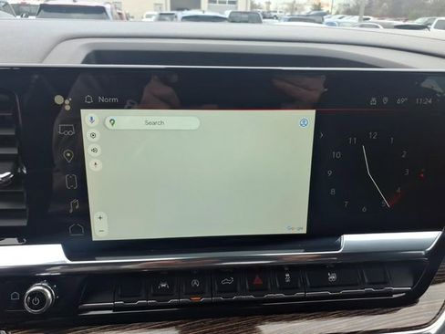 Used 2024 GMC Sierra 1500 Elevation image 17