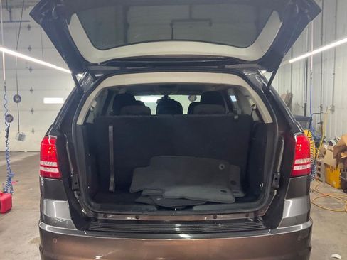 Used 2020 Dodge Journey SE w/ SE Popular Equipment Group FWD image 19