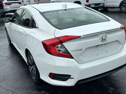 Used 2018 Honda Civic EX-T image 7