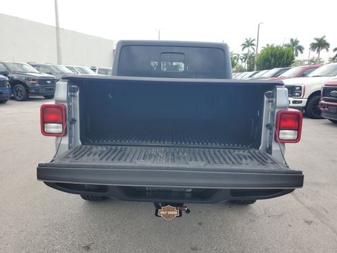 Used 2021 Jeep Gladiator Overland w/ Popular Equipment Package image 28