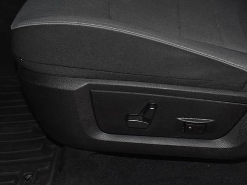Used 2023 RAM 1500 Classic SLT w/ Protection Group AWD/4WD image 14