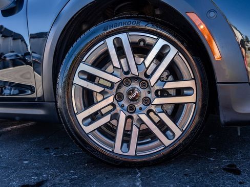 Used 2025 MINI Cooper S image 28