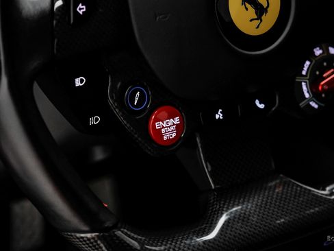 Used 2018 Ferrari 812 Superfast image 85