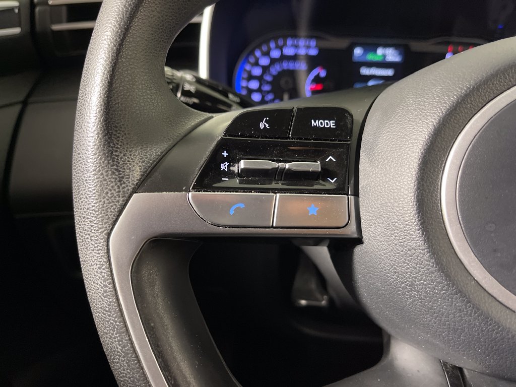 Certified 2022 Hyundai Santa Cruz SEL AWD/4WD image 29