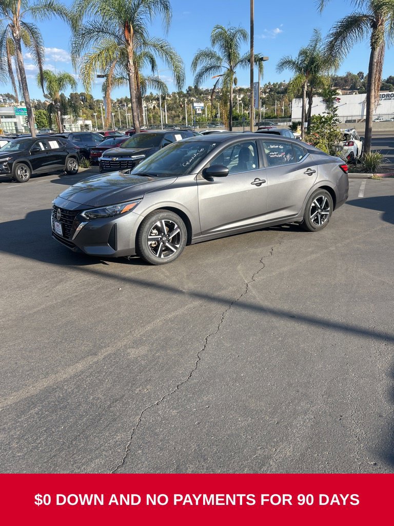 Used 2025 Nissan Sentra SV FWD image 1