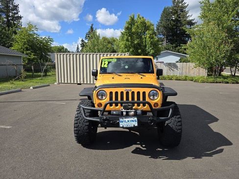 Used 2012 Jeep Wrangler Rubicon AWD/4WD image 2
