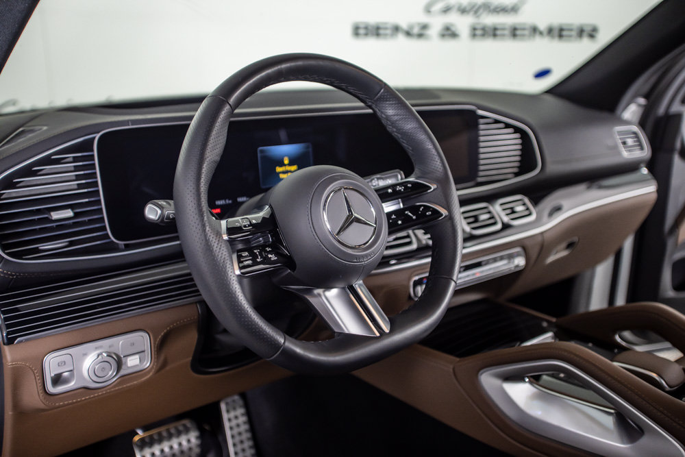 Used 2026 Mercedes-Benz GLS 580 4MATIC image 25