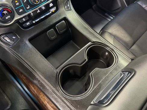 Used 2018 Chevrolet Tahoe LT image 36