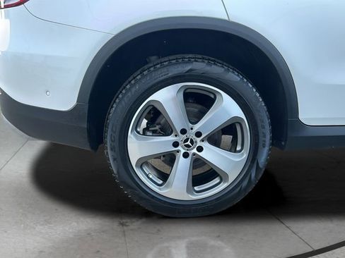 Used 2022 Mercedes-Benz GLC 300 4MATIC w/ Multimedia Package Lite image 29