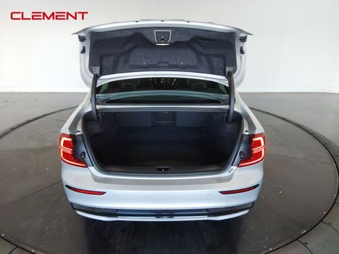 Used 2025 Volvo S60 B5 Core image 8