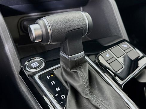 Used 2025 Kia Sportage X-Line w/ Premium Package image 10