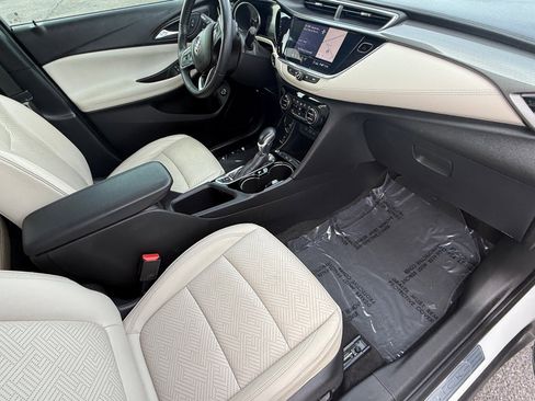 Used 2020 Buick Encore GX Essence w/ Advanced Technology Package image 11