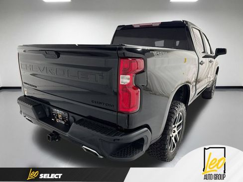 Used 2020 Chevrolet Silverado 1500 Custom Trail Boss w/ Custom Convenience Package AWD/4WD image 9