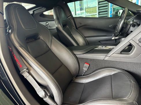 Used 2019 Chevrolet Corvette Stingray Coupe w/ Battery Protection Package image 22