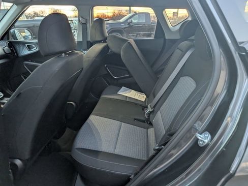 Used 2023 Kia Soul EX image 9