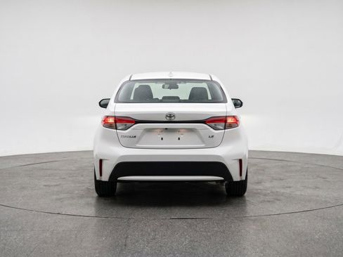Used 2025 Toyota Corolla LE FWD image 7
