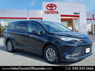 Used 2023 Toyota Sienna XLE FWD video 1
