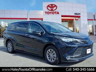 Used 2023 Toyota Sienna XLE