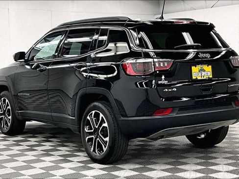 Used 2024 Jeep Compass Limited AWD/4WD image 3
