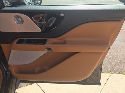 Certified 2024 Lincoln Aviator Black Label AWD/4WD image 27