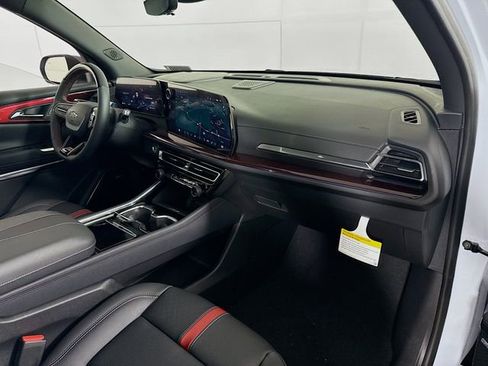 New 2026 Chevrolet Traverse RS image 35