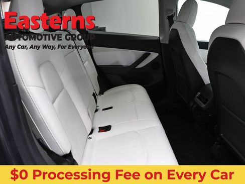 Used 2020 Tesla Model Y Long Range AWD/4WD image 16