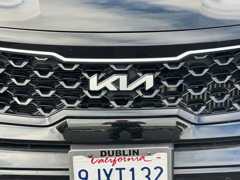 Used 2024 Kia Sorento EX w/ Panoramic Sunroof Package AWD/4WD image 48