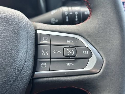 New 2026 Jeep Compass Trailhawk w/ Sun, Sound & Navigation Group AWD/4WD image 31