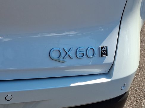 Certified 2026 INFINITI QX60 Luxe w/ Cargo Package AWD/4WD image 34