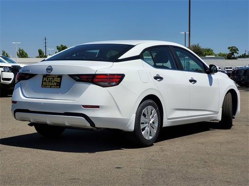 New 2025 Nissan Sentra S image 4