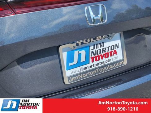 Used 2024 Honda Civic EX-L image 11