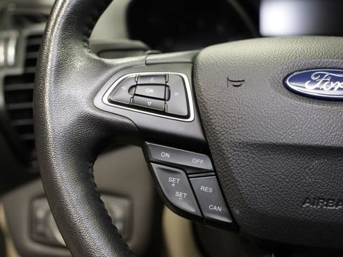Used 2017 Ford Escape Titanium FWD image 27