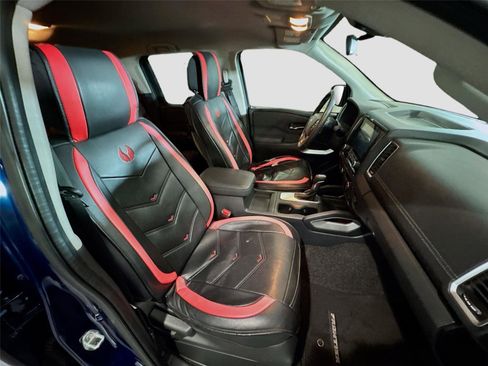 Used 2022 Nissan Frontier SV w/ Technology Package image 15