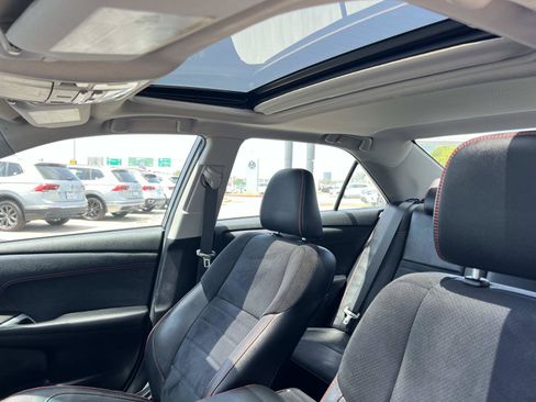 Used 2017 Toyota Camry XSE w/ Moonroof Package FWD image 20