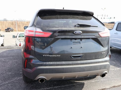 Used 2022 Ford Edge Titanium image 7