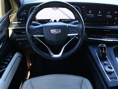 Used 2021 Cadillac Escalade Sport w/ Driver Assist Tech Package image 16