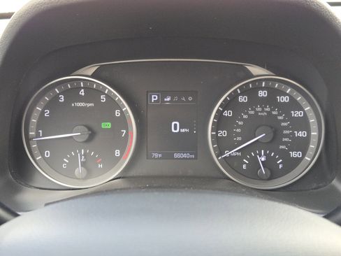 Used 2018 Hyundai Elantra SEL image 16