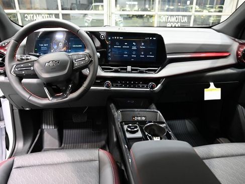 New 2026 Chevrolet Equinox RS w/ LPO, Floor Liner Package image 12