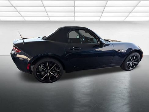 New 2026 MAZDA MX-5 Miata Grand Touring RWD image 25