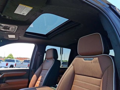 New 2026 GMC Sierra 2500 Denali Ultimate w/ Max Trailering Package AWD/4WD image 11