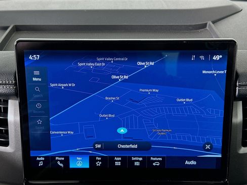 Used 2024 Ford Expedition XLT image 22