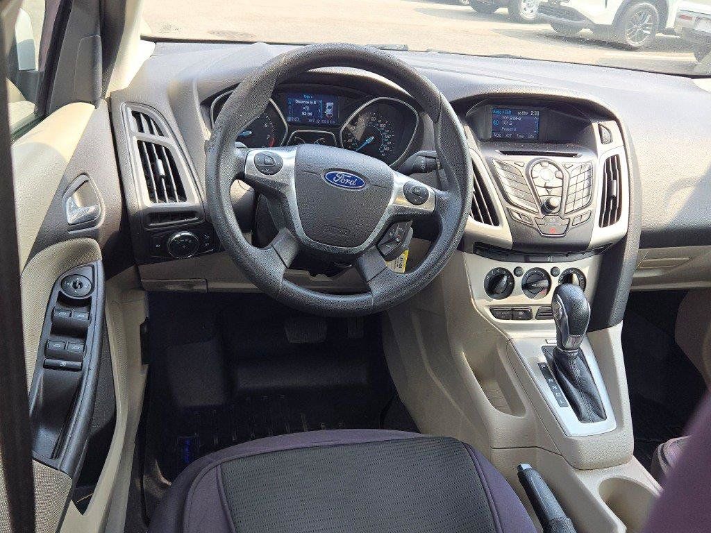 Used 2012 Ford Focus SE FWD image 14
