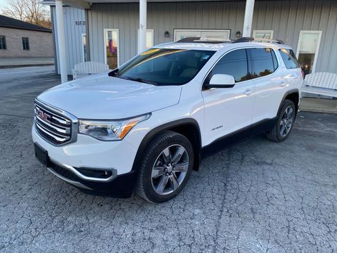 Used 2018 GMC Acadia SLT w/ LPO, Floor Liner Package AWD/4WD image 4