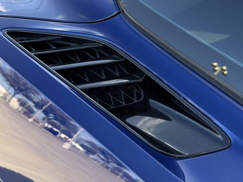 Used 2018 Chevrolet Corvette Stingray Coupe image 31