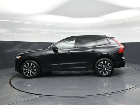 Used 2025 Volvo XC60 B5 Plus AWD/4WD image 29