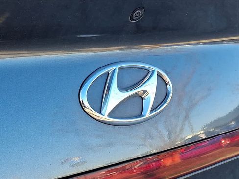 Used 2023 Hyundai Sonata SE w/ Cargo Package image 29