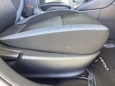 Used 2023 Nissan Versa SV FWD image 18