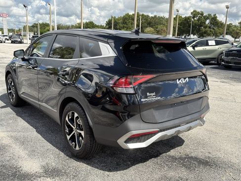 Certified 2023 Kia Sportage EX FWD image 6