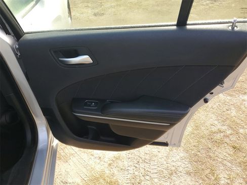 Used 2023 Dodge Charger SXT image 31