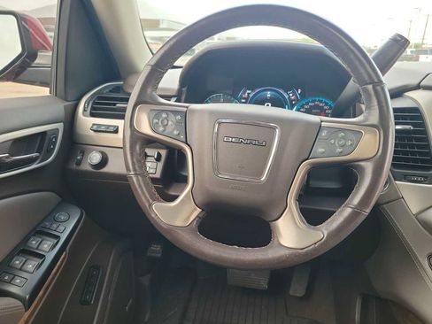 Used 2019 GMC Yukon Denali w/ Denali Ultimate Package RWD image 19